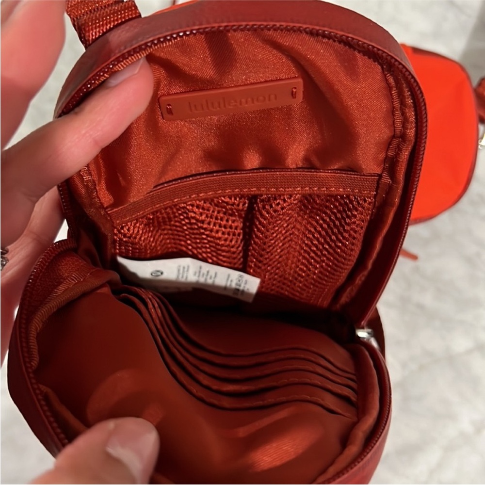 Lululemon Modular Crossbody Bag - Red - Picture 2 of 7